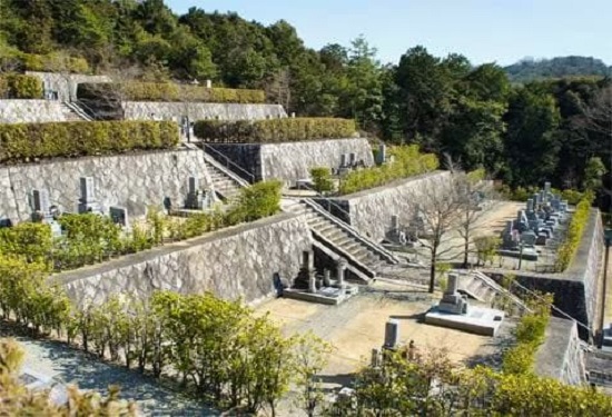 川西市満願寺墓地墓じまいハナイズキ