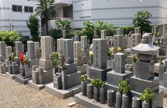 川西市寺畑墓地