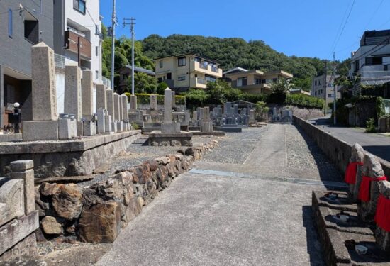 池田市 東秦共同墓地のお墓じまい・更地返還工事なら｜完全自社施工のハナミズキ