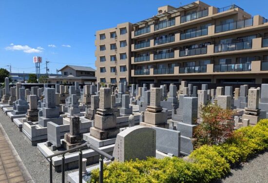 池田市 神田霊園のお墓じまい・更地返還工事なら｜完全自社施工のハナミズキ