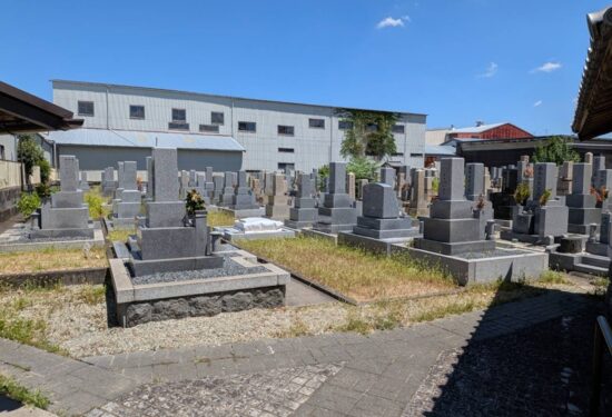 池田市 西市場墓地のお墓じまい・更地返還工事なら｜完全自社施工のハナミズキ
